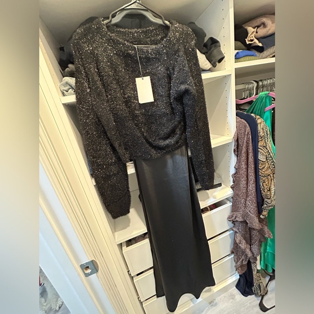 Elan NWT black gown - 2 pieces Size M